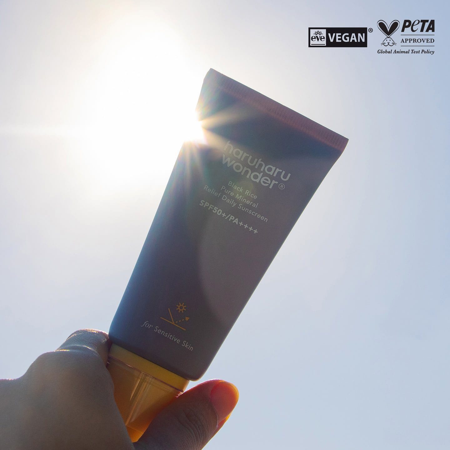 Haruharu Wonder Black Rice Pure Mineral Sunscreen SPF50+ PA++++ 50ml - Simpli Cosmetics Kenya haruharu wonder black rice pure mineral sunscreen spf50+ pa++++ 50ml
