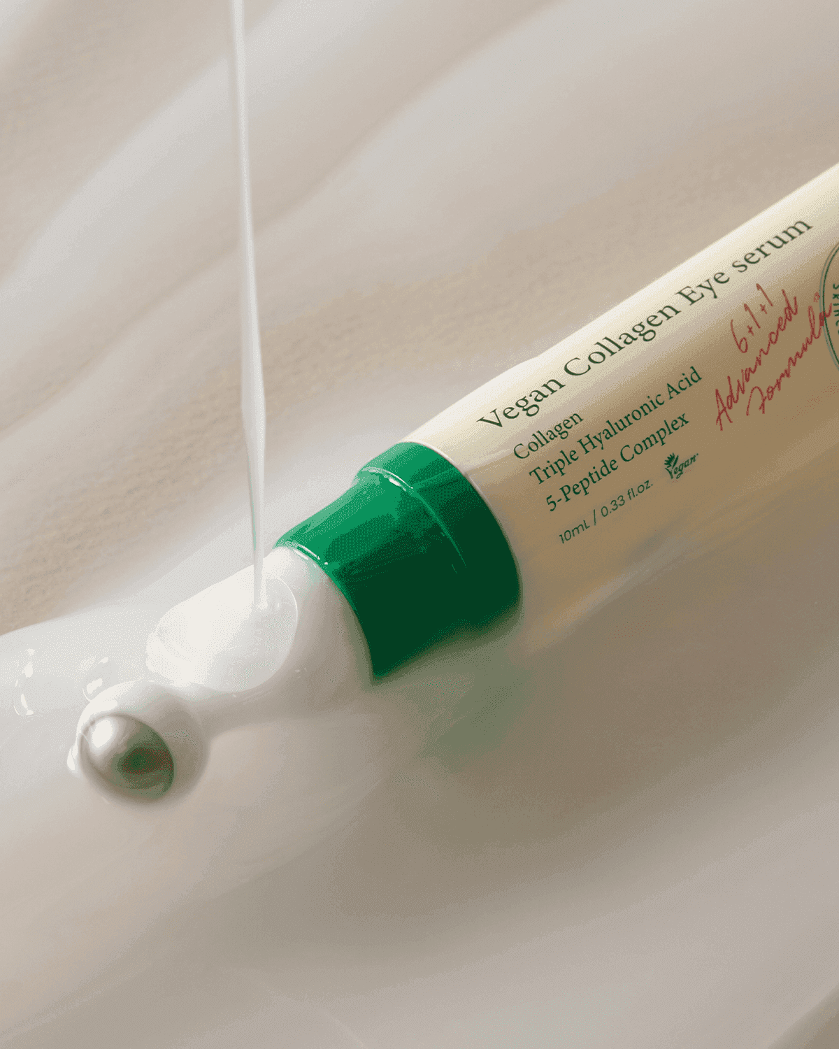 AXIS-Y Vegan Collagen Eye Serum 10 ml applicator with serum texture